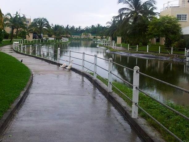 Puente Del Mar Apartment อากาปุลโก ภายนอก รูปภาพ